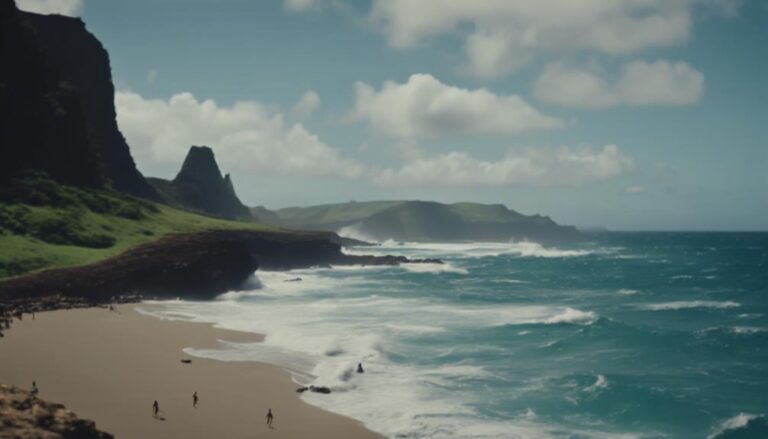 rocky cliffs in hawaii